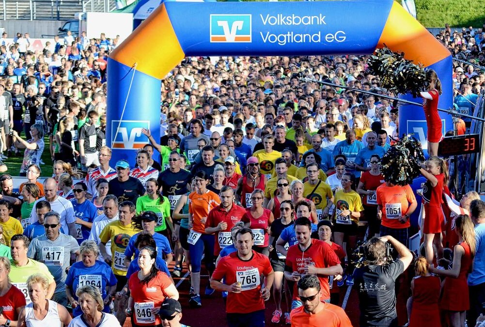 530 Läufer sind bereits angemeldet. 4.000 dürfen beim 10. Firmenlauf an den Start gehen. Foto: Karsten Repert/Archiv