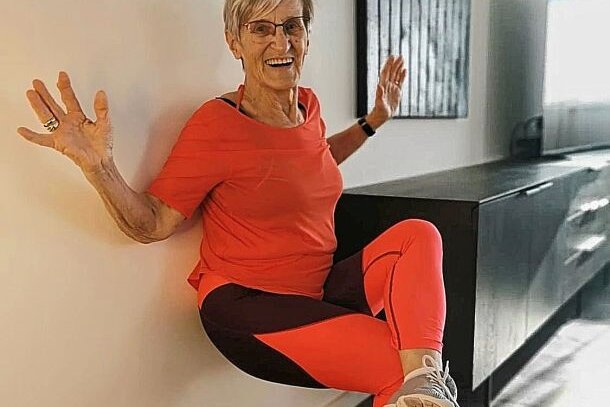 Fitnessvideos: 81-Jährige wird zum Internetstar - Die 81-jährige Erika Rischko ist selbsternannter Fitnessjunkie. Foto: Instagram/erikarischko