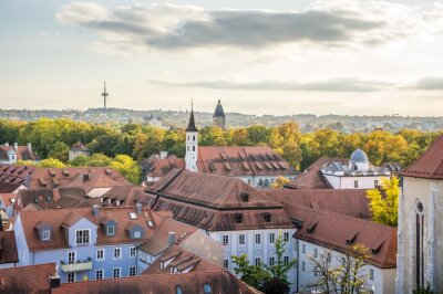 Flüchtling erhält Bewährungsstrafe für Vergewaltigung - Ein kontroverses Urteil sorgt derzeit für Aufsehen in Regensburg.
