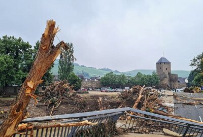 Flutkatastrophe 2021: Emotionaler Hilfseinsatz zahlreicher Sachsen - Juli 2021: Die Schäden in Ahrweiler sind besonders schlimm - die Helfer aus Sachsen sind heute eingetroffen. Fotos: Medienportal-Grimma