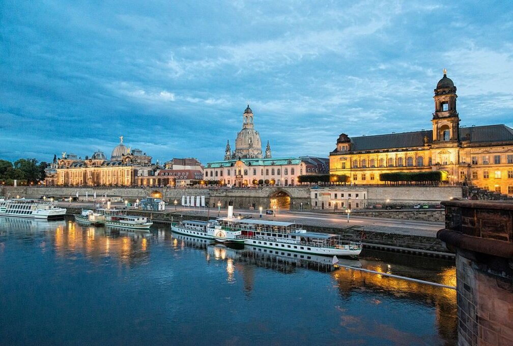 Frauenleiche aus Elbe geborgen - Symbolbild Dresden. Foto: Pixabay