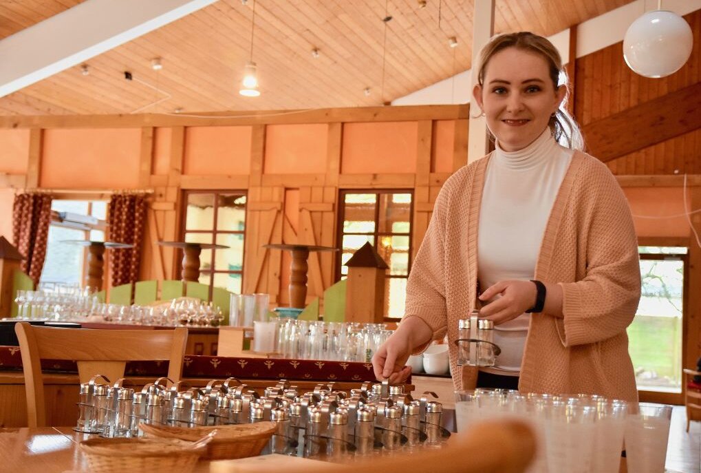 Frischer Wind in der Gastroszene - Lena Schneider ist die neue Besitzerin des früheren Hotels und Restaurants "Bock", das jetzt "Schneiderlein" heißt. Foto: Steffi Hofmann