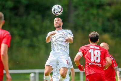 FSV Zwickau gewinnt Testspiel gegen Meuselwitz mit 2:0 - Manfred Starke (10, Zwickau). Foto: Gabor Krieg