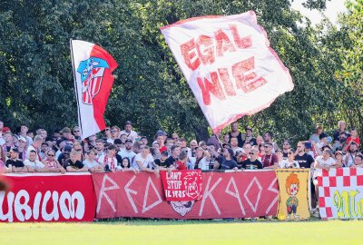 Fans des FSV Zwickau. Foto: PicturePoint