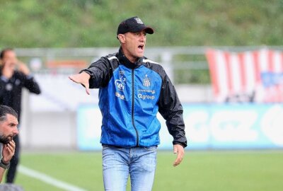 FSV Zwickau verliert 1:3 gegen den SC Verl - Trainer Joe Enochs, FSV Zwickau. Foto: Picture Point