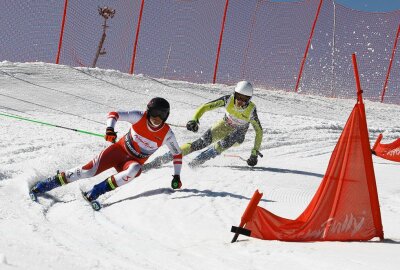 Fünf Nationen beim FIS Ski Cross am Fichtelberg dabei - Ski Cross findet in den letzten Jahren zunehmend Anhänger. Foto: Thomas Fritzsch/PhotoERZ