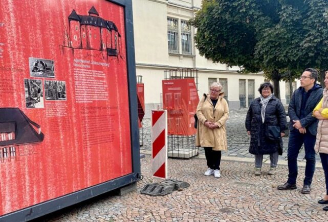 Für Plauen und Leipzig geht's um 200 Millionen Euro! - Heute vor 33 Jahren gingen in Plauen die Menschen auf die Straße. Foto:Karsten Repert