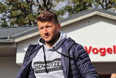 Fußball-Regionalliga: Thüringer und Himmelblaue im Duell - CFC-Trainer Daniel Berlinski. Foto: Stefan Graupner/PB Marcus Hengst