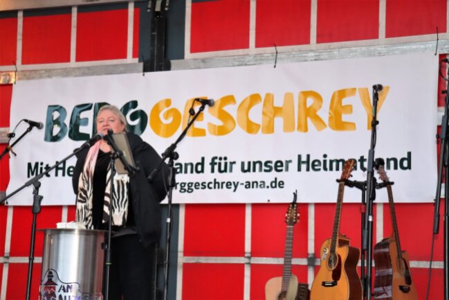 Protestaktion der mittelständischen Unternehmen im Erzgebirge. Auf dem Foto: Ex-Bundestagsabgeordnete Antje Hermenau.