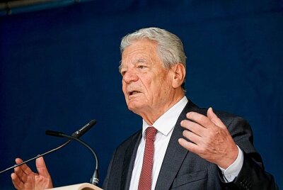 Gedenken an Volksaufstand am 17. Juni 1953 in Chemnitz - Bundespräsident a.D. Joachim Gauck bei seiner Rede. Foto: Harry Haertel