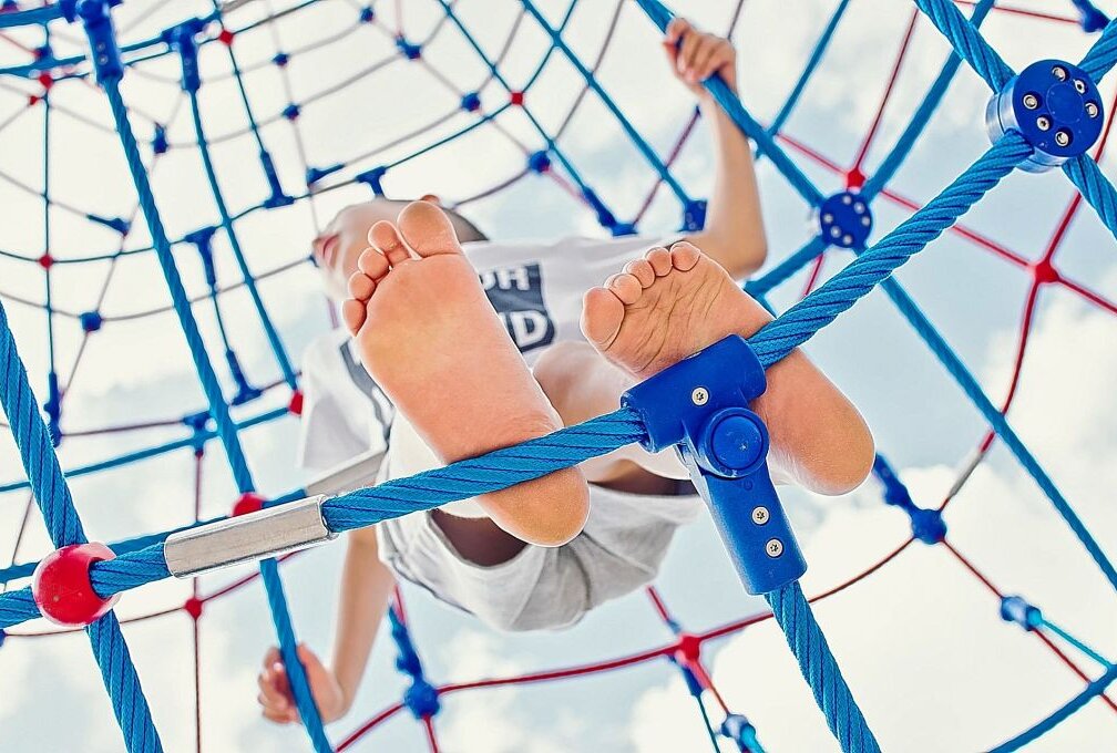 Gefahrlos austoben: Was Eltern beim Spielplatzbesuch beachten sollten - Symbolbild. Foto: pixabay