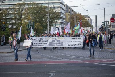 Am Samstag fand eine Großdemo gegen Energiepolitik in Dresden statt. Foto: B&S/Bernd März