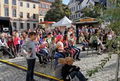 Gelungenes Stadtfest in Burgstädt - Das Programm des Festes kam bei den Besuchern gut an. Foto: Andrea Funke