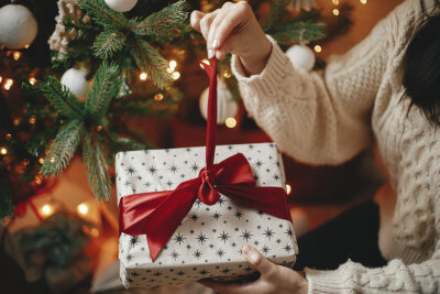 weihnachtsgeschenkfrauenideengeschenkideensalepreisefreudeweihnachtengeburtstag