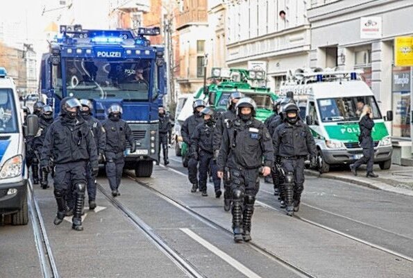 Größter Demonstrationstag des Jahres in Leipzig erwartet - Symbolbild. Foto: Daniel Unger