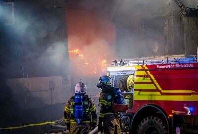 Großbrand bei Grimma: Bewohner müssen evakuiert werden - Großbrand bei Grimma. Foto: Christian Grube