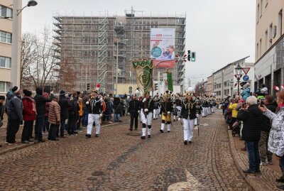 Große Bergparade in Zwickau: Rund 400 Teilnehmer - Oberbürgermeisterin Constance Arndt. Foto: Mario Dudacy