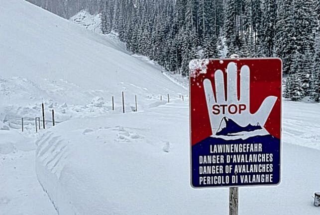 Große Lawinen-Gefahr im österreichischem Skigebiet - Symbolbild. Foto: Archiv/Daniel Unger