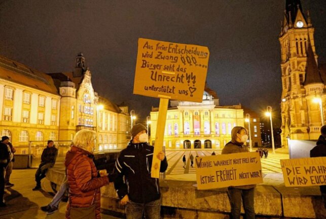 Protest gegen die Corona-Maßnahmen der Regierung in Chemnitz. Foto: Harry Haertel
