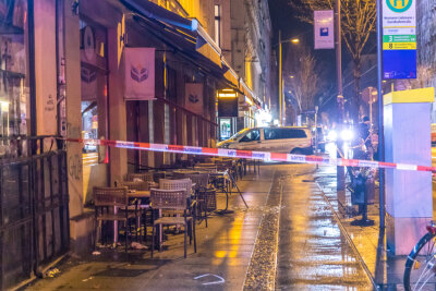 Großeinsatz der Polizei nach Explosion eines Cafés in Leipzig. Foto: Christian Grube