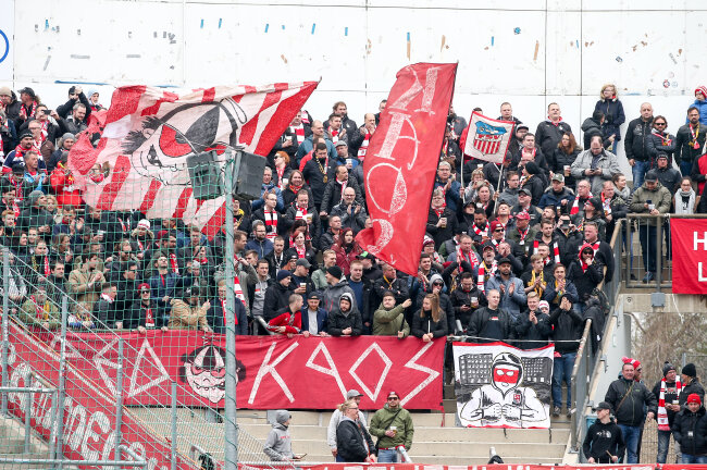 Die Fans des FSV Zwickau.