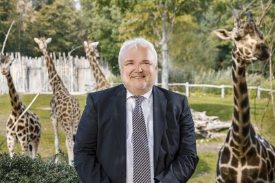 Gute Neuigkeiten aus dem Leipziger Zoo - Prof. Dr. Jörg Junhold, seit 1997 Direktor im Zoo Leipzig, bleibt bis 2031 im Amt.