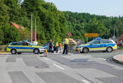 Hainewalde - PKW erfasst Radfahrerin - Auf der Talstrasse kam es zu einem schweren Verkehrsunfall zwischen einer Radfahrerin und einem PKW: Foto: xcitepress/Thomas Baier