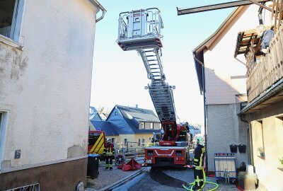 Hausbrand in Eibenstock: Person mit Rauchgasintoxikation im Krankenhaus - In Eibenstock kam es zu einem Brand. Foto: Niko Mutschmann