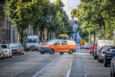 Havarie im Leipziger Osten: Verkehr steht still - Havarie im Leipziger Osten. Foto: Christian Grube/ArcheoPix