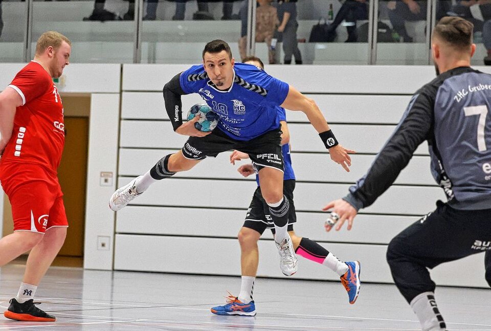 HC Glauchau/Meerane feiert klaren Heimsieg im Kreisderby - Handball: Vaclav Klimt war mit sieben Treffern der beste Torschütze im Kreisderby. Foto: Andreas Kretschel