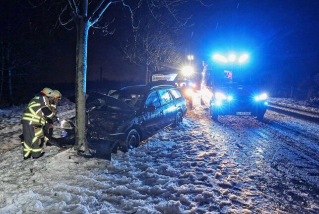 In Hohenstein-Ernstthal kam es heute Abend zu einem Unfall. Foto:Andreas Kretschel