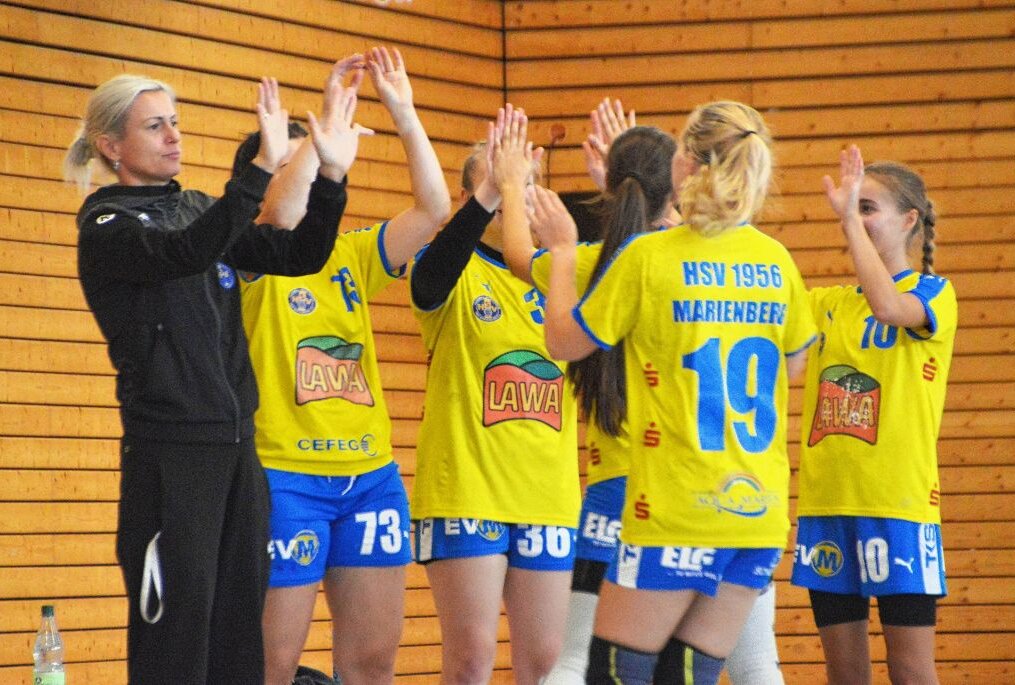 Heimturnier stimmt Marienberger Handballerinnen optimistisch - Der Teamgeist soll in der neuen Saison eine der Stärken der HSV-Sieben sein. Foto: Andreas Bauer