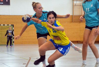 Heimturnier stimmt Marienberger Handballerinnen optimistisch - Für die meisten Tore sorgte wieder einmal Vivian Dresel. Foto: Andreas Bauer