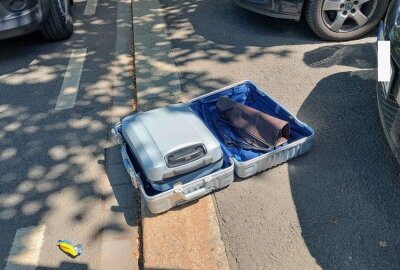 Herrenloser Koffer gefunden: Polizeieinsatz in Leipzig - In Leipzig kam es zu einem Polizeieinsatz aufgrund eines herrenlosen Koffers. Foto: Christian Grube