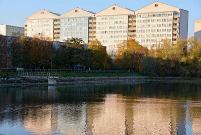 Heute: Tag der Nachbarn in Leipzig und bundesweit - Der Silbersee in Leipzig-Lößnig: Hier findet heute ab 15 Uhr ein Spaziergang für alle statt. Foto: Anke Brod