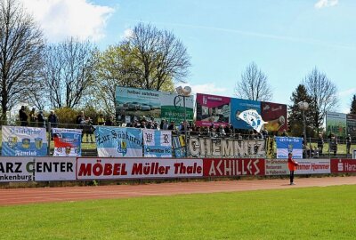Himmelblaue holen Dreier in Halberstadt! - 67 CFC-Fans haben sich auf den Weg nach Halberstadt gemacht. Foto: Fokus Fischerwiese