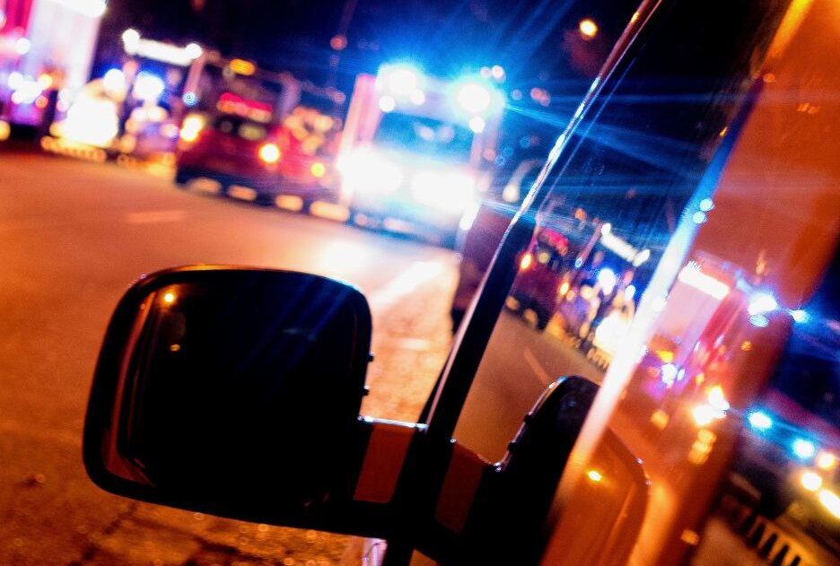 Hoher Sachschaden bei Verkehrsunfall - Symbolbild. Foto: deepblue4you/Getty Images/iStockphoto