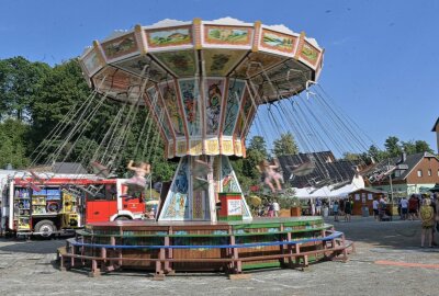 Hormersdorfer laden auch heute noch zum Dorffest ein - In Hormersdorf wird auf dem Festplatz an der Turnhalle das 28. Dorffest gefeiert. Foto: Ralf Wendland
