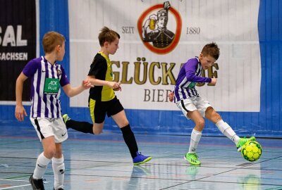 HOT 05 Futsal lässt Punkte liegen - In der Halbzeitpause fand das Finale des U11-Turniers zwischen Erzgebirge Aue und der SG Callenberg statt. Foto: Markus Pfeifer