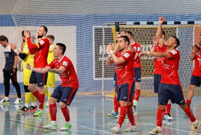 HOT 05 Futsal zieht ins Meisterschaftsfinale ein - Jubel nach dem Spiel. Foto: Andreas Kretschel