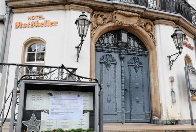 Hotel- und Gastrobranche im Erzgebirge kämpft weiter - Der Ratskeller Schwarzenberg ist geschlossen. Foto: Carsten Wagner