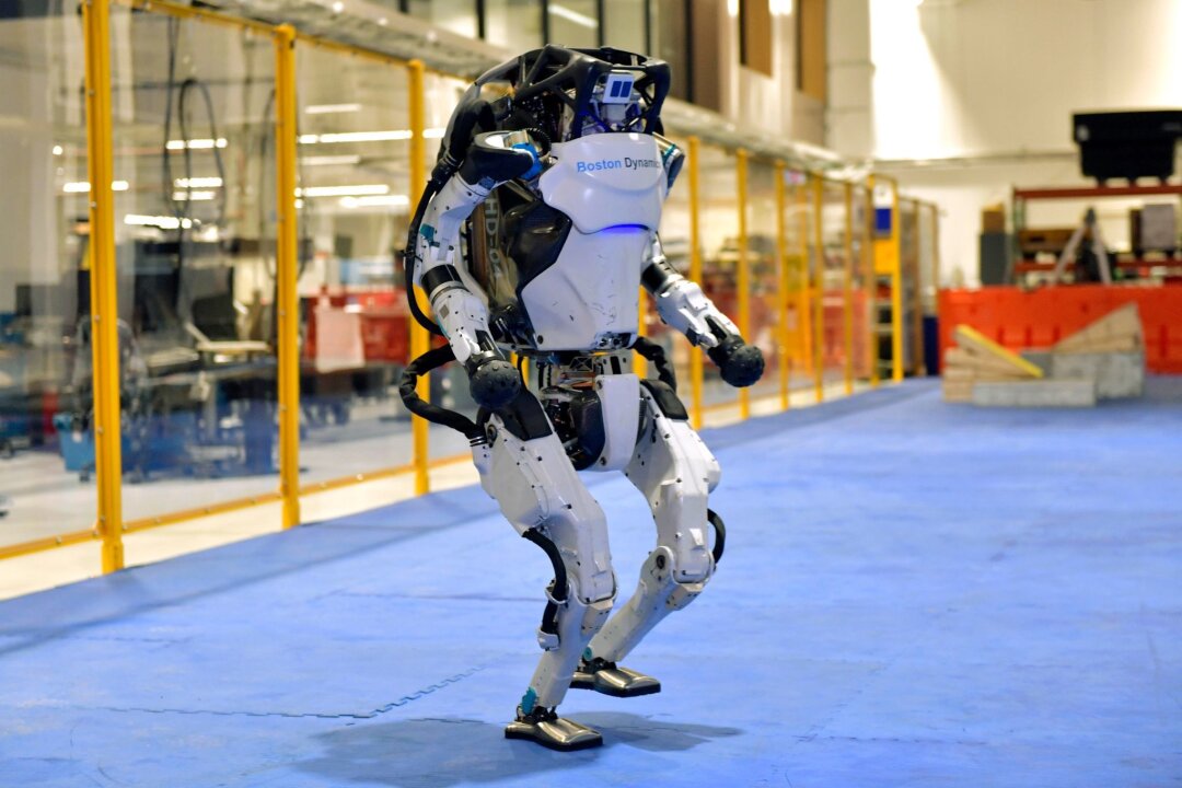 Humanoider Roboter Atlas wird elektrisch - Der wohl bekannteste humanoide Roboter der Welt bekommt ein Upgrade.