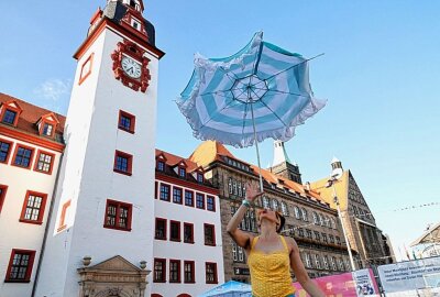 Hutfestival startete in der Chemnitzer Innenstadt - HUTFESTIVAL in der Chemnitzer Innenstadt eröffnet. Foto: Harry Härtel