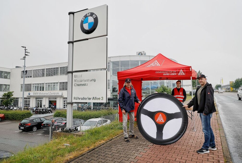 IG Metall ruft BMW Chemnitz zum Warnstreik auf - Die IG Metall ruft BMW Chemnitz am Donnerstagvormittag  zum Warnstreik auf. Foto: Harry Härtel