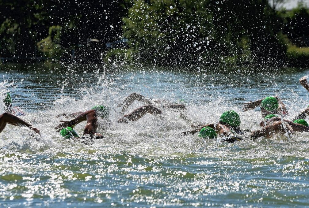 Im Sommer gibt es wieder einen Triathlon an der Koberbachtalsperre - Zum Triathlon an der Koberbachtalsperre können die Sportler im Sommer wieder ins Wasser.Foto: Reinhard Wolf/Archiv