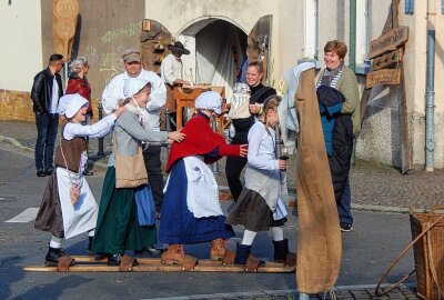 In diesem Leipziger Dorf geht es am Sonntag zu wie zu Zeiten Napoleons - In diesem Leipziger Dorf geht es am Sonntag zu wie zu Zeiten Napoleons. Foto: Anke Brod