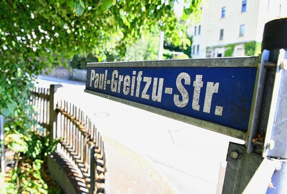 In Erinnerung an Paul Greifzu - Die Paul-Greifzu-Straße in Hohenstein-Ernstthal. Foto: Thorsten Horn