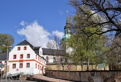 In Wiederau wird das Dorffest gefeiert - Das Geburtshaus von Clara Zetkin wird mit besucht. Foto: Andrea Funke