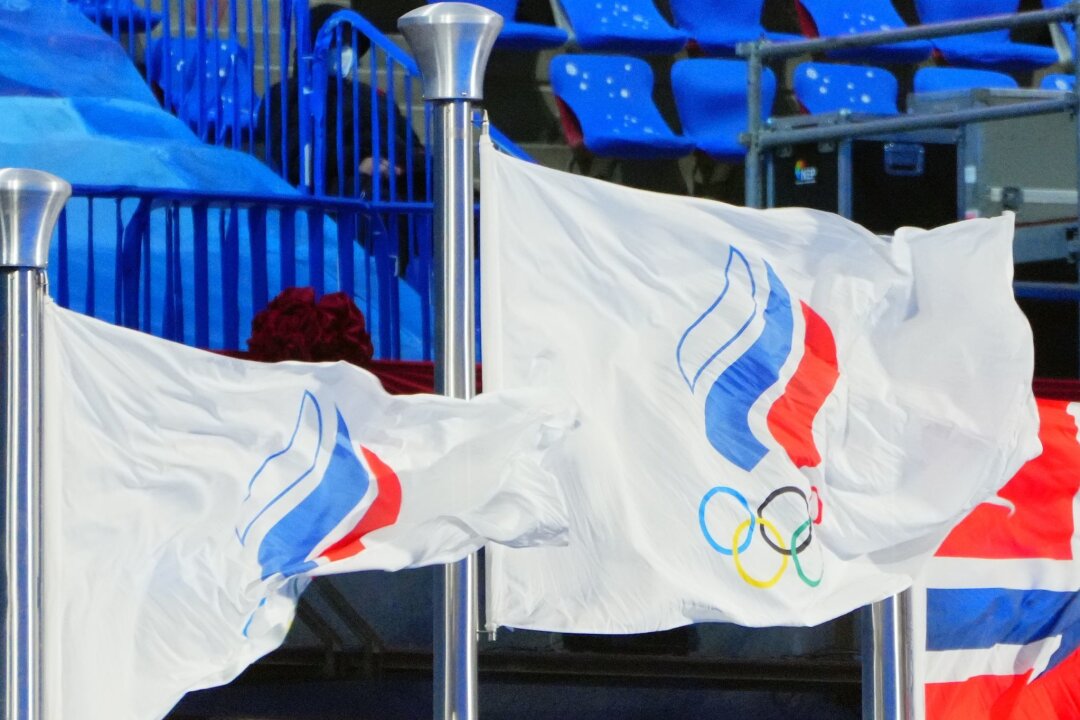 IOC schließt Russen von Olympia-Athletenparade aus - Russische und belarussische Sportler dürfen nicht an der Athletenparade bei der Eröffnungsfeier der Sommerspiele in Paris teilnehmen.