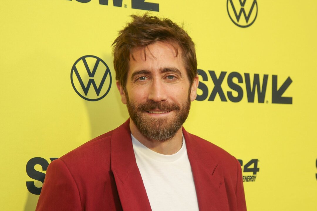 Jake Gyllenhaal schwärmt von Patrick Swayze - Jake Gyllenhaal spielt im Remake von "Road House" die Rolle, die einst Patrick Swayze spielte.